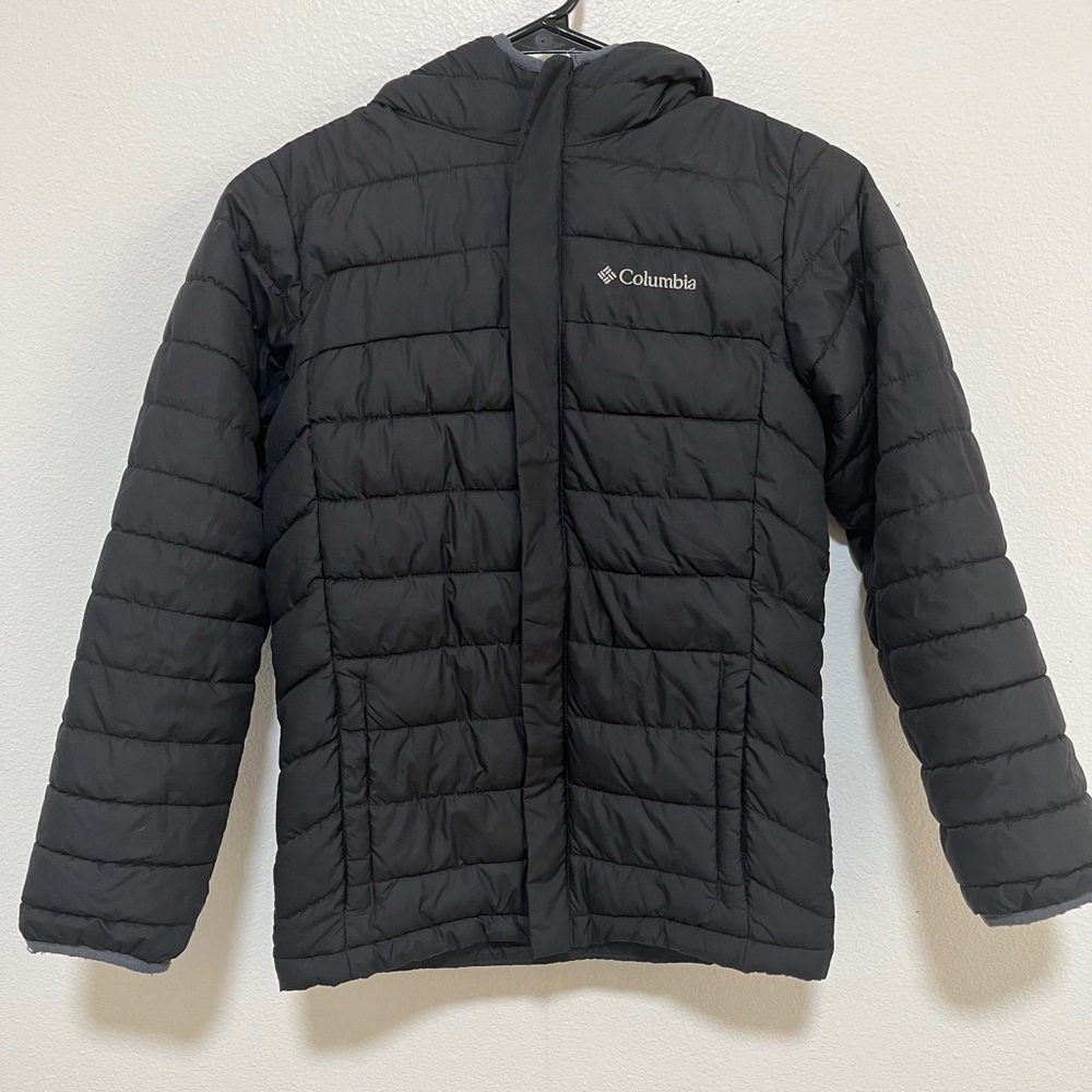 Kids Columbia puffer jacket size medium worn a few times in great condition